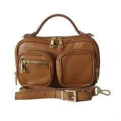 Zgrabny elegancki kuferek, listonoszka kieszonki A5 złote okucia Vera Pelle  Camel VPMC15C