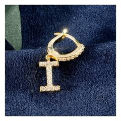 Kolczyki pozłacane literka I KST1683I