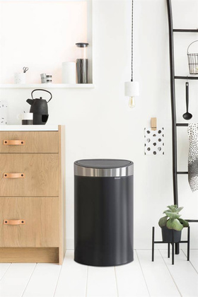 Kosz na śmieci Touch Bin New 40l czarny mat 114847