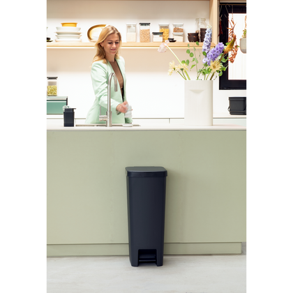 Kosz pedałowy Step Up 40l  Dark Grey 800023