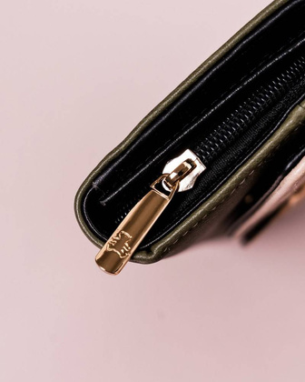 Duży portfel damski z kopertową klapą