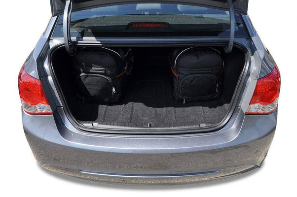 CHEVROLET CRUZE LIMOUSINE 2008+2014 TORBY DO BAGAŻNIKA 5 SZT KJUST