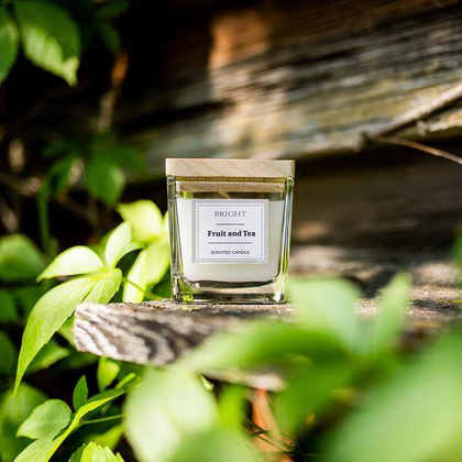 Świeczka z drewnianą przykrywką Alcamo, biały