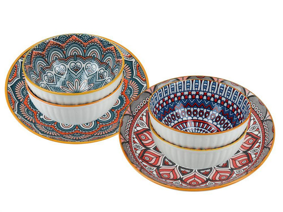 Kpl. 4 miseczek +  2 talerze