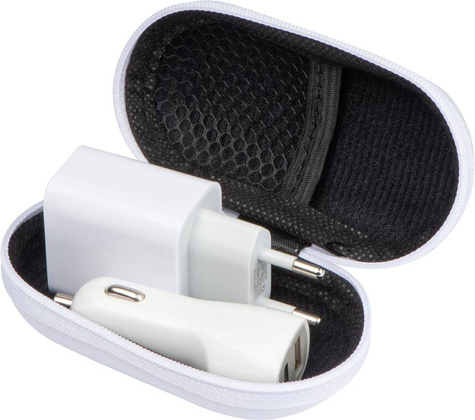 Zestaw ładowarka samochodowa i wtyczka ładująca USB i USB typu C