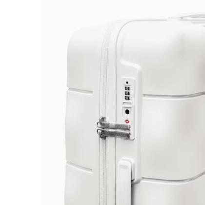 Średnia walizka PUCCINI KYOTO PP026B 0 Biała