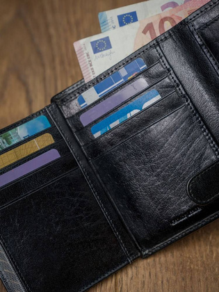 Skórzany portfel męski z systemem rfid protect