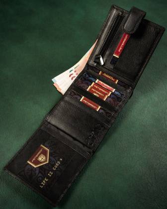 Duży, skórzany portfel męski na karty