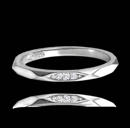 MINET+ Minimalistyczny srebrny pierścien ślubny z cyrkoniami rozmiar 16
